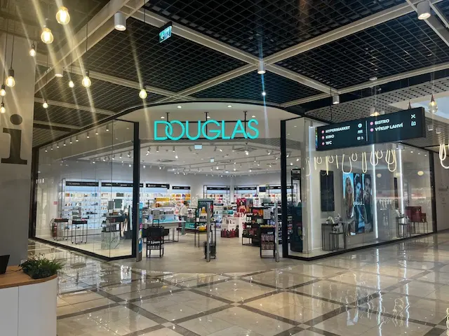 OC Varyáda, Karlovy Vary